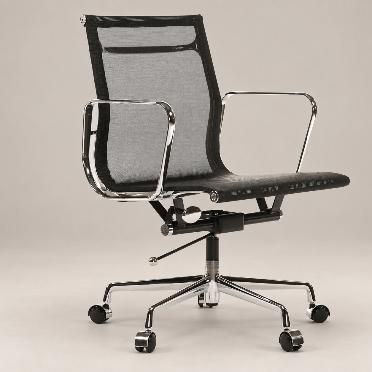 Eames Mesh Low Back Office Chair EA 117 | Black
