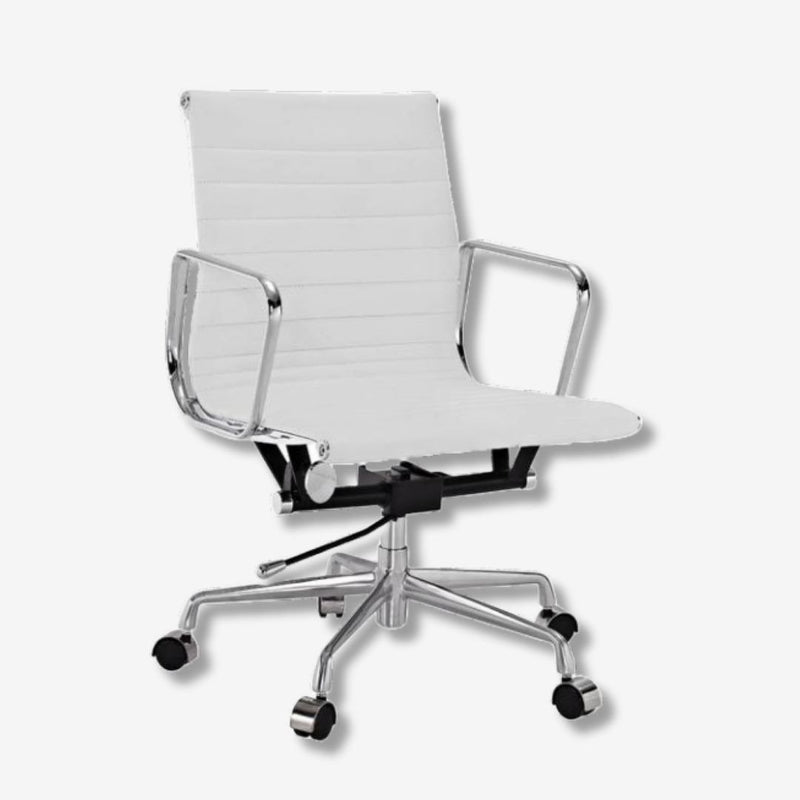 Eames lage rugleuning geribbelde bureaustoel EA117 – Wit